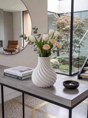 Spiral Sculptural Japandi Vase – photo 3